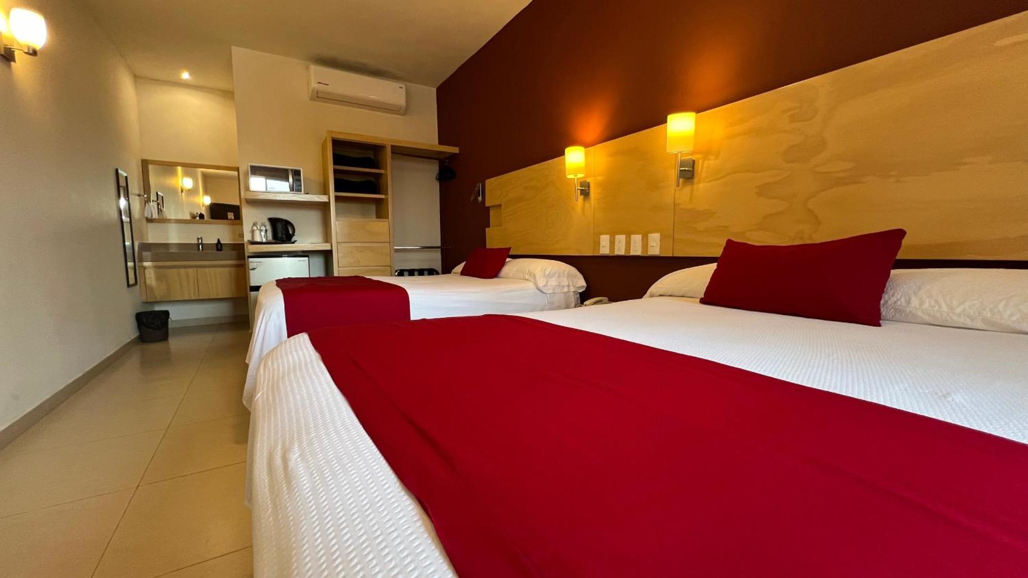 Nova Hotel Cadereyta Jiménez Zewnętrze zdjęcie