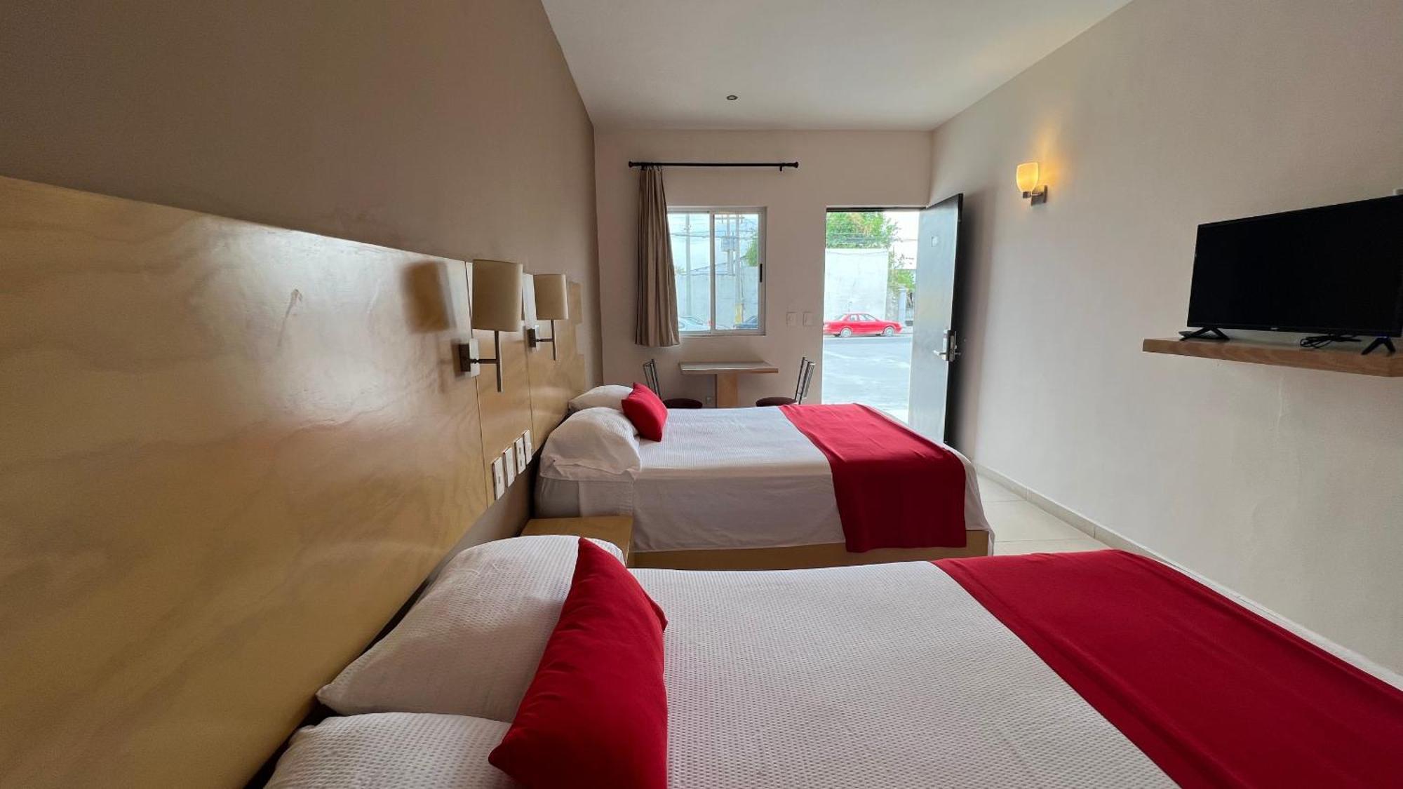 Nova Hotel Cadereyta Jiménez Zewnętrze zdjęcie
