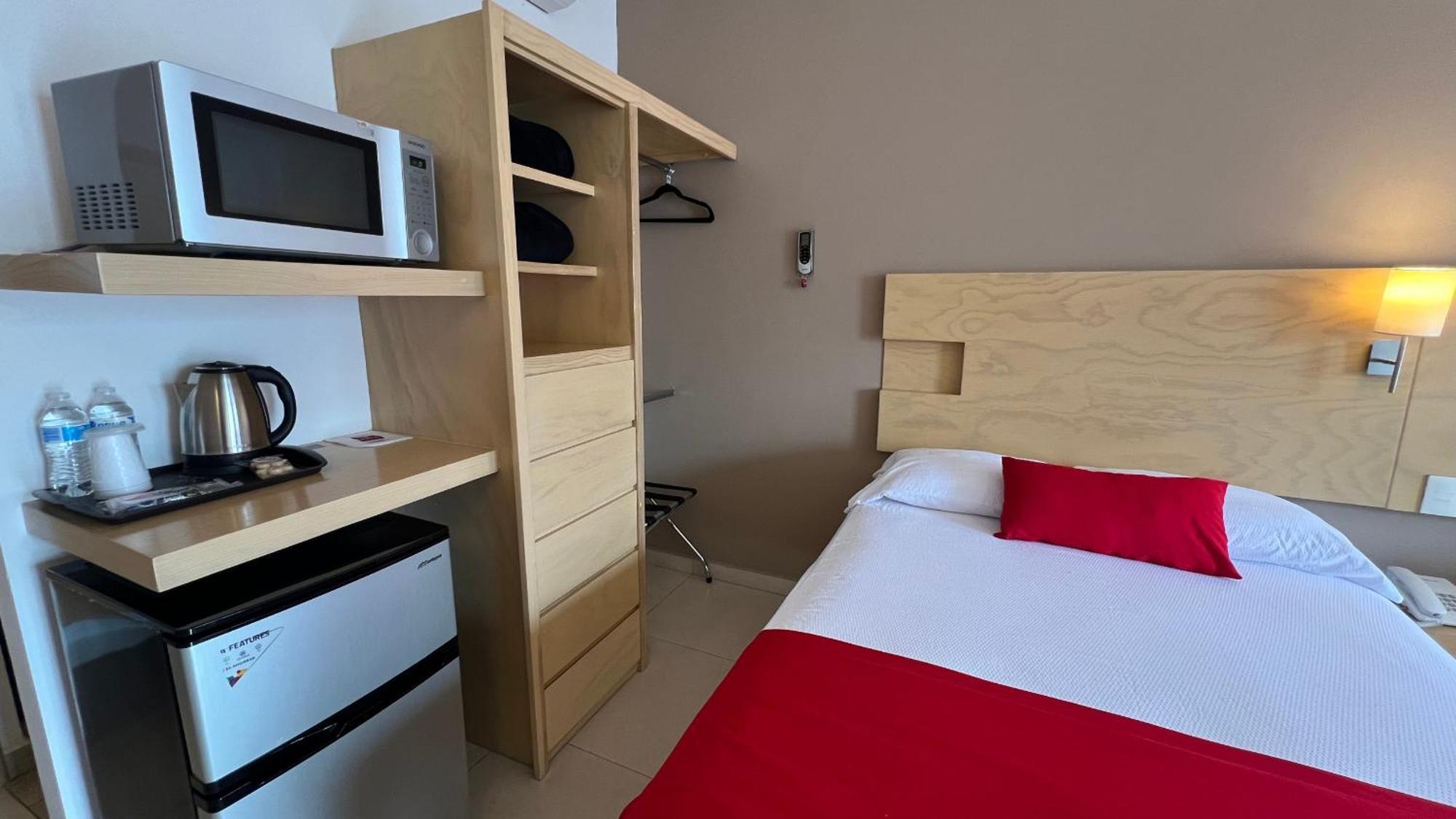 Nova Hotel Cadereyta Jiménez Zewnętrze zdjęcie