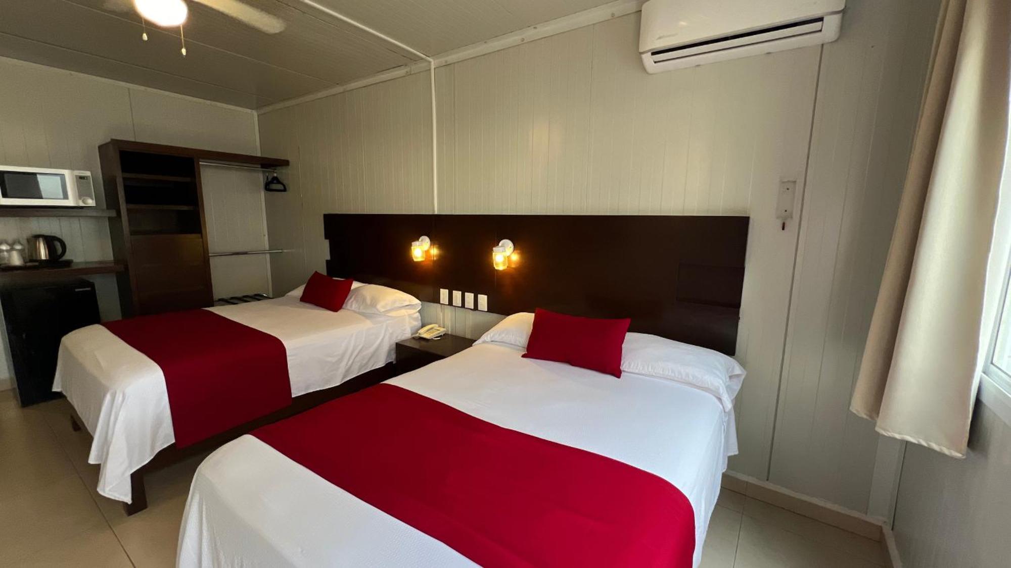 Nova Hotel Cadereyta Jiménez Zewnętrze zdjęcie