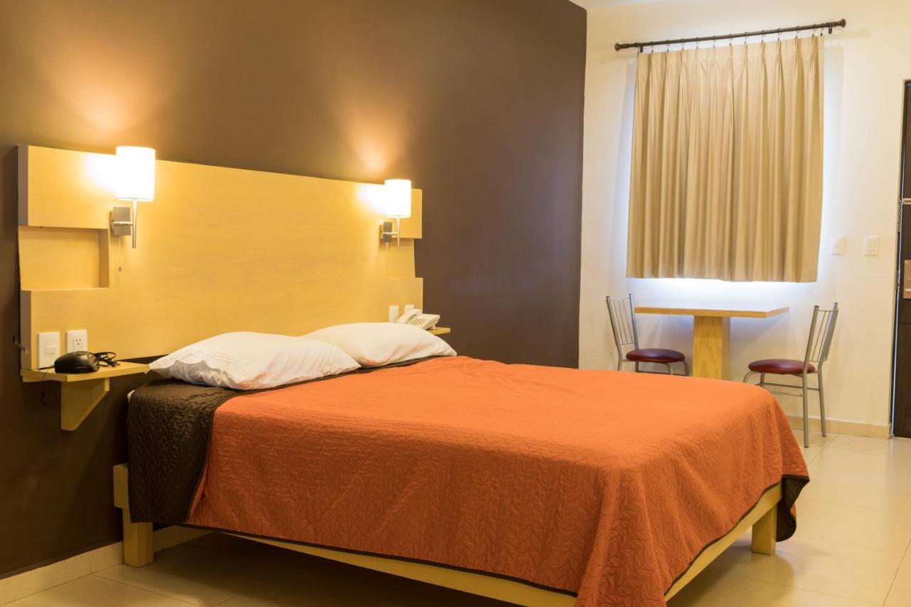 Nova Hotel Cadereyta Jiménez Zewnętrze zdjęcie
